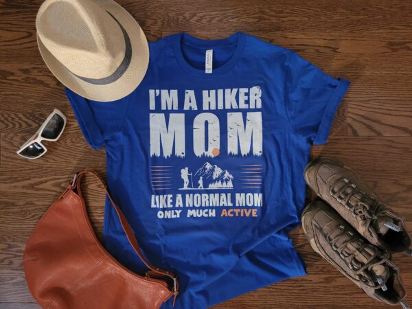Hiker Mom T-shirt