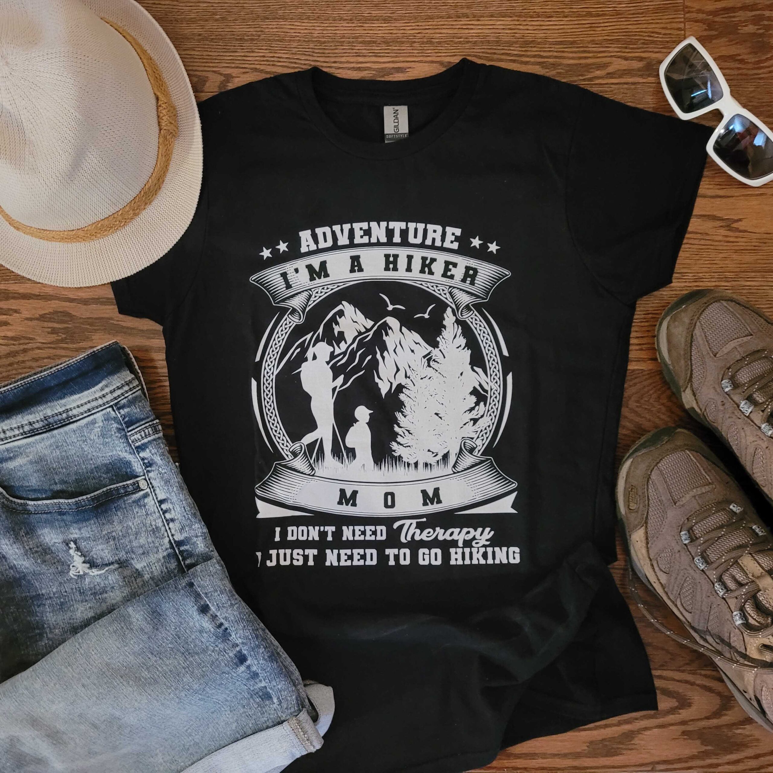 Hiker Mom T-shirt